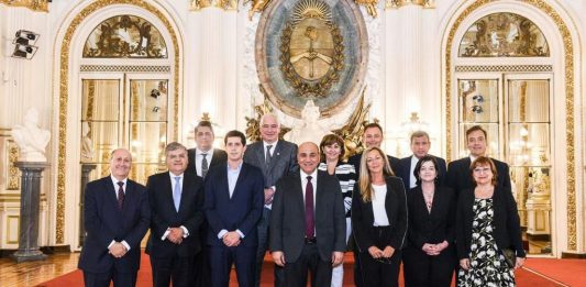 Reunión con autoridades nacionales