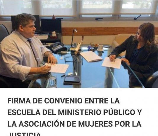 Firma del convenio entre la Escuela del Ministerio Público y la Asociación de Mujeres por la Justicia