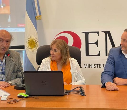 Entregan certificados de Diplomatura en Neurociencia