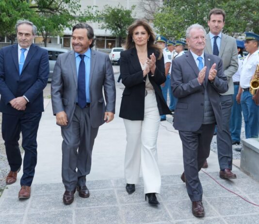 La Defensora General, Dra. Ada Guillermina Zunino y el Gobernador, Dr. Gustavo Sáenz inauguraron el Edificio Malvinas Argentinas
